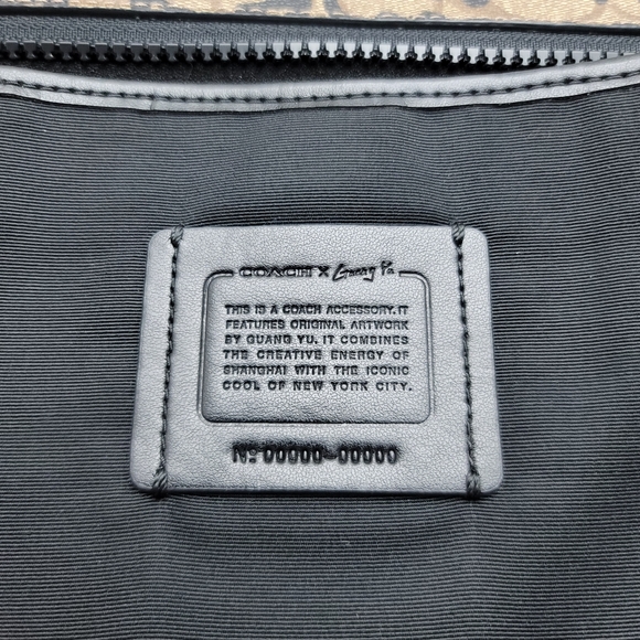 *Sample* Coach Large Pouch In Signature Canvas With Rexy By Guang Yu - Picture 8 of 10